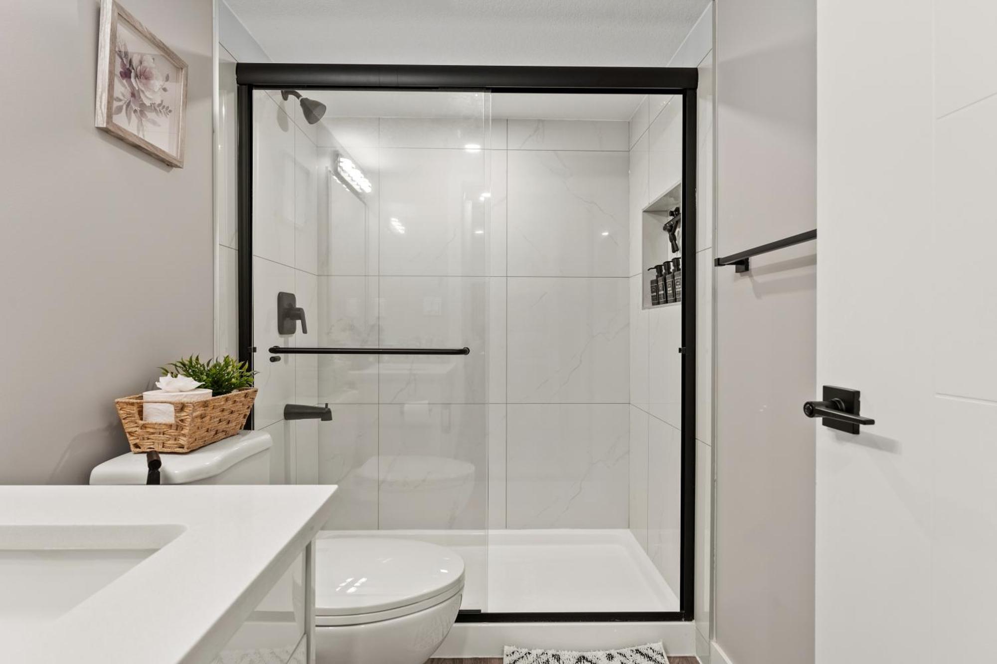 Luxury Living Entire Suite-private *