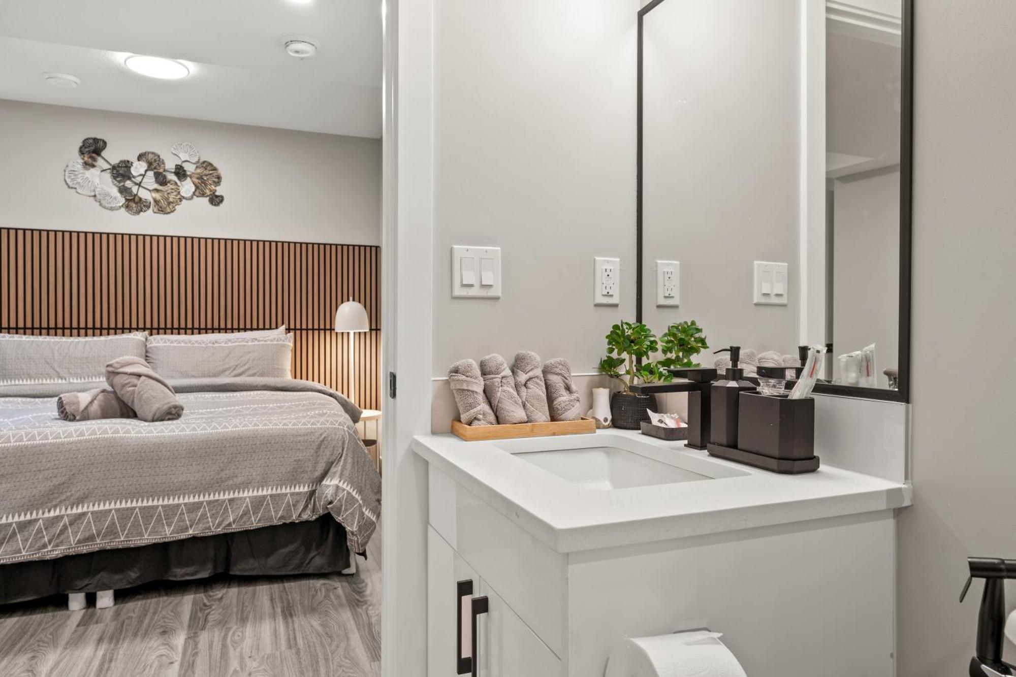 Luxury Living Entire Suite-private Apartment *